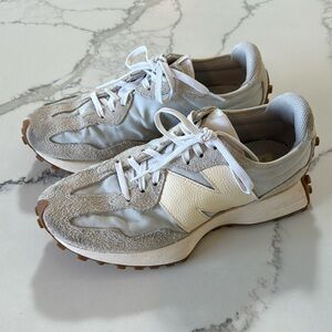 New Balance 327 athletic shoes white/cloud 8.5